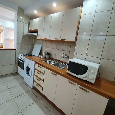 Appartement Spacious 2 Bedroom At Romanian Atheneum *